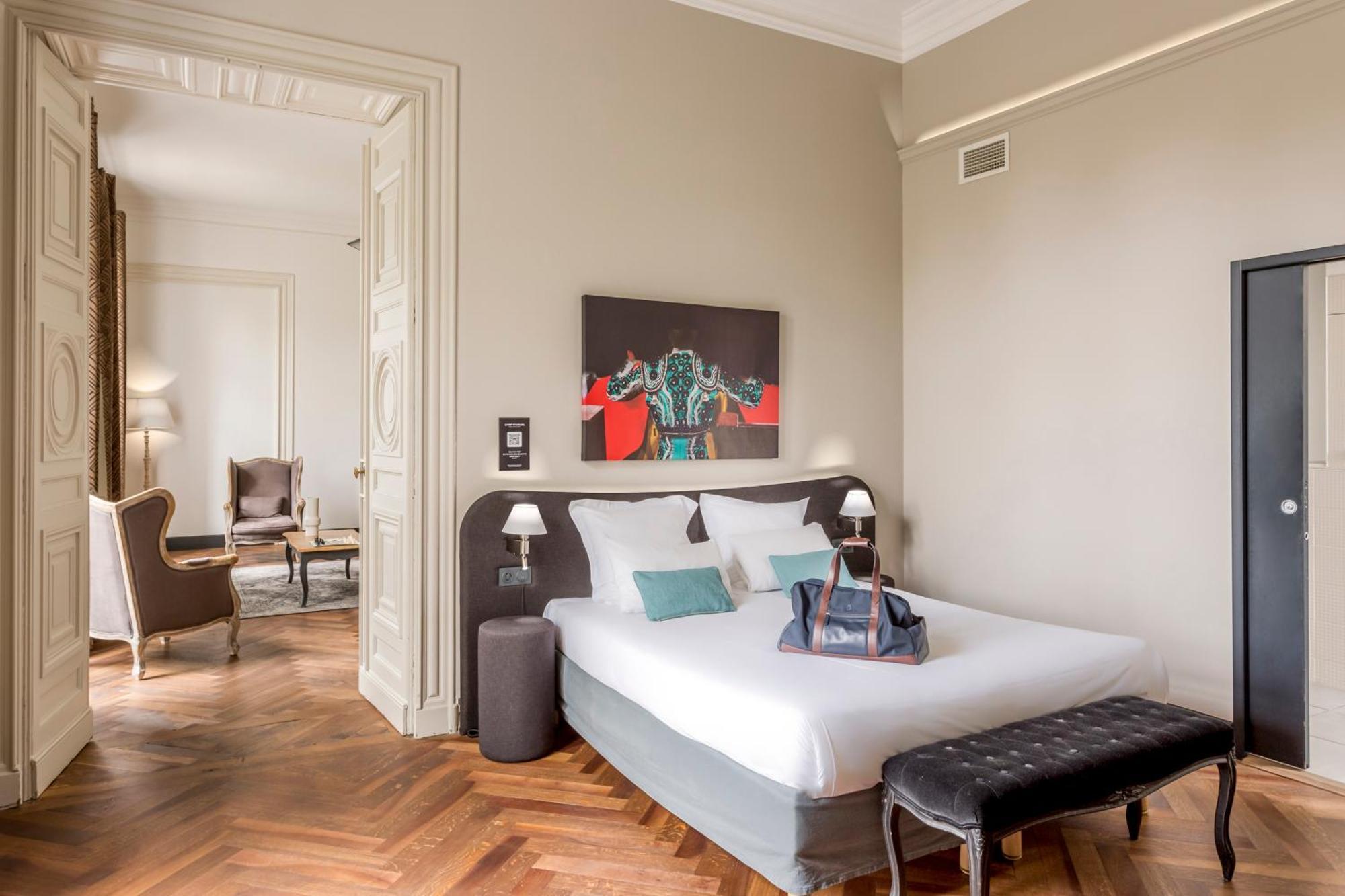 อัปปาร์ต ซิตี้ นีม อาเรน Aparthotel นีมส์ ภายนอก รูปภาพ